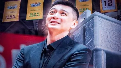 公牛逆转湖人上演绝杀，暴露里夫斯难扛詹姆斯与东契奇重担