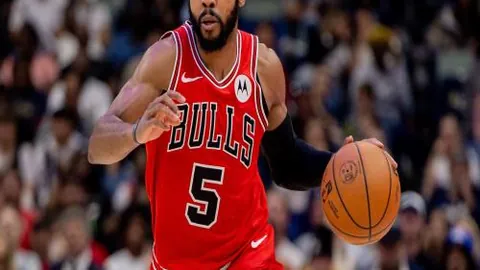 冰雪之巅：U型场地女子自由式滑雪世界锦标赛决赛